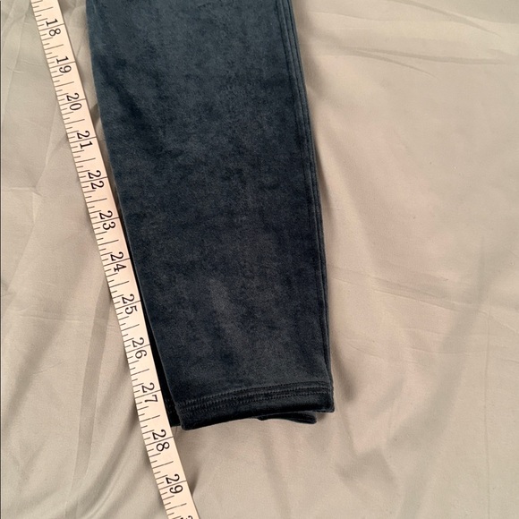 SPANX green Velvet Leggings O5 - Picture 5 of 5
